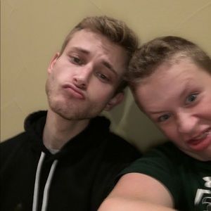 Meet your Posher, Adam